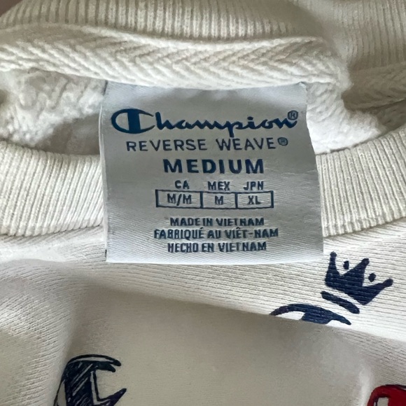 Champion x Size Medium - Picture 3 of 3